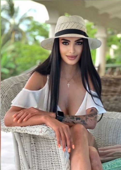 Проститутка Амира Амира